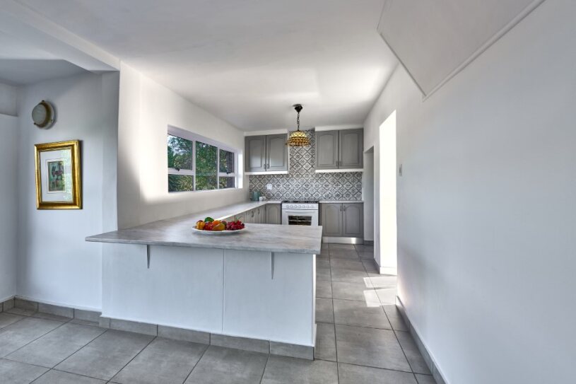 5 Bedroom Property for Sale in Dana Bay Western Cape